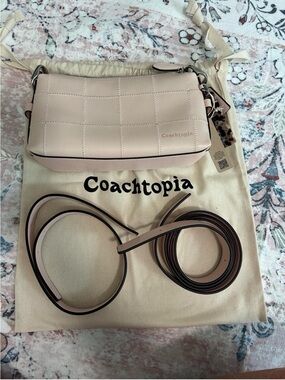 Coachtopia Alter Ego in blush Pink